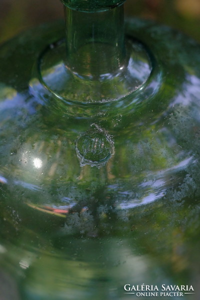 Antique green, split-bottomed glass with attached neck, middle of the 19th century