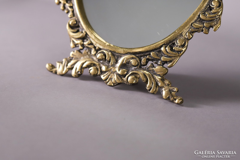 Women's table mirror