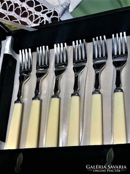 6 Personalized Silver Plated Marked Brand New Elegant Vintage Fish Cutlery Set in Original Box