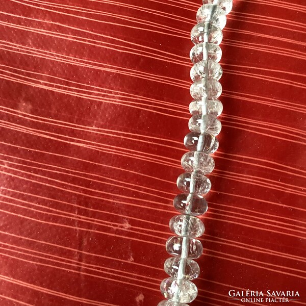 Row of rock crystal beads 44 cm.