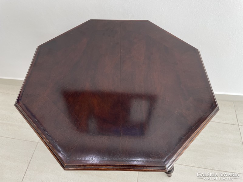 Antik eklektikus szecessziós asztal kártyaasztal szalonasztal dohányzóasztal felújított