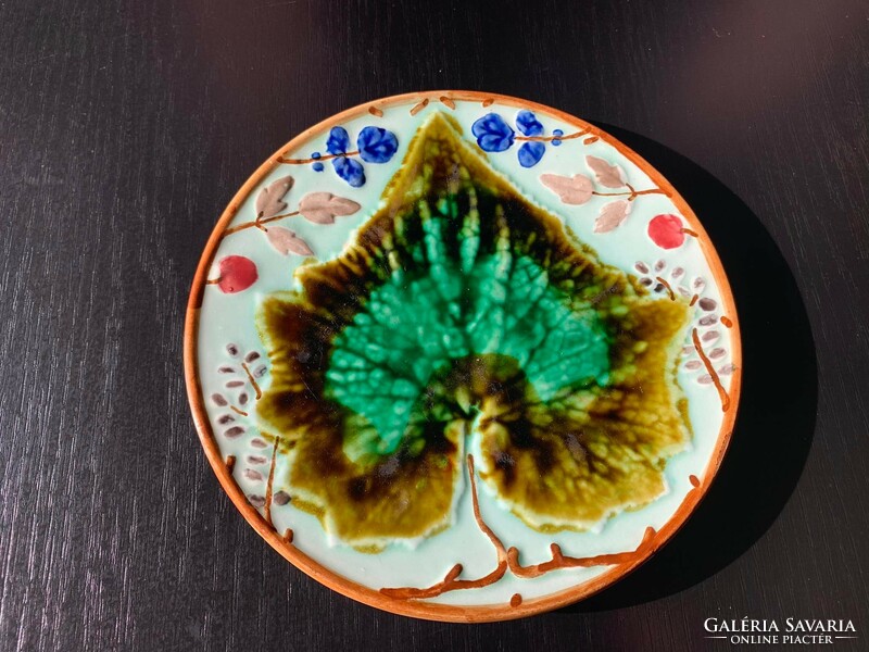 Steidl znaim majolica cake plate