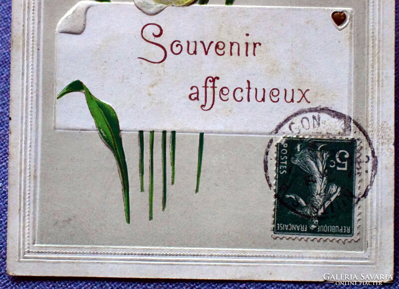 Antik dombornyomott szecessziós litho üdvözlő képeslap nárciszok
