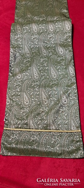 Green table runner, center table cloth (l4094)