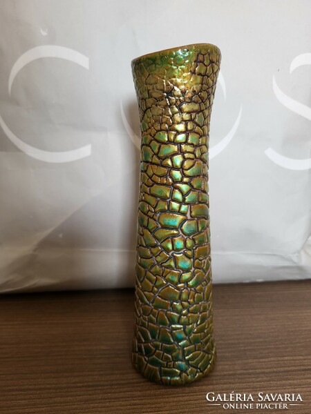 Gyönyörű Zsolnay zöldes aranyos repesztett eozin mázas váza
