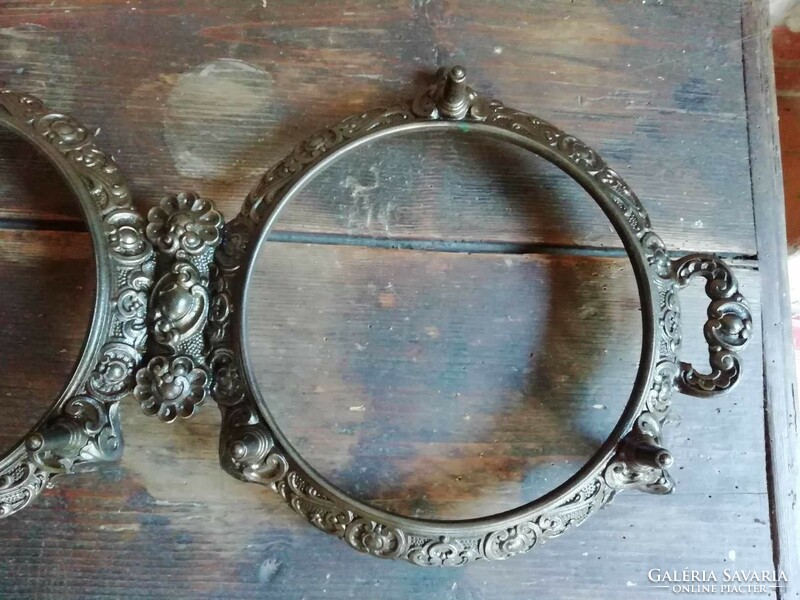 Utensil holder for a gas stove from the beginning of the 20th century, nice cast iron decoration, possibly a utensil coaster