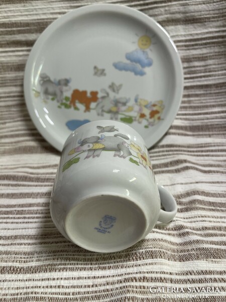 Alföldi children's breakfast set.