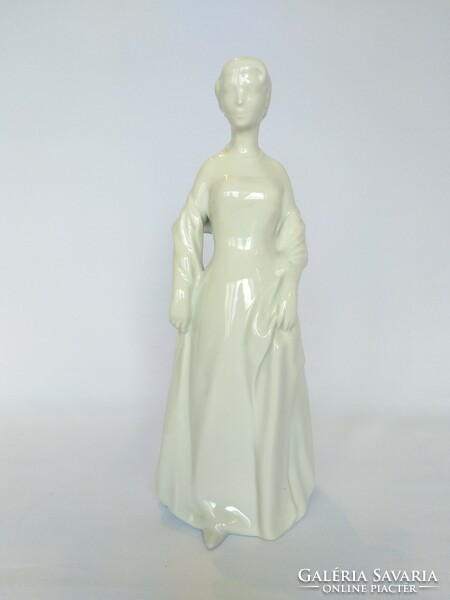 Zsolnay Nagy 29cm. Fehér Női szobor. Hibátlan!