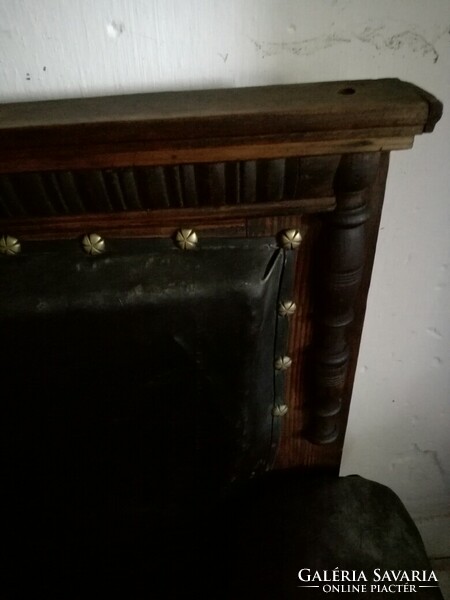 Ónémet stílusú igazi bőr kanapé, felújításra , dekorációként 1800-as évek végéről