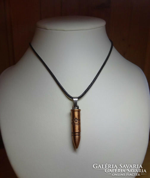 Men's necklace with copper cartridge pendant, the surface of the pendant is treated, so it will not rust or oxidize.