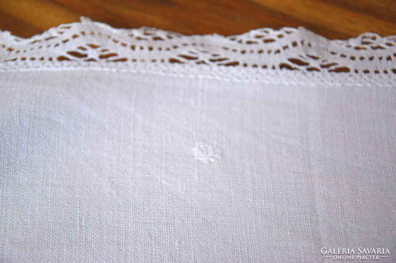 Linen linen embroidered tablecloth table centerpiece with crocheted lace edge 97 x 87