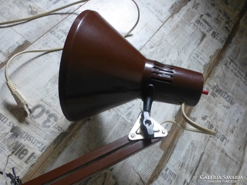 Old deer engineer lamp