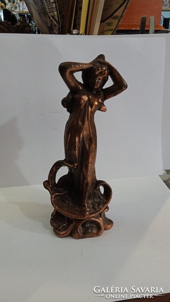 Art Nouveau woman statue, made of copper, 20 cm high.