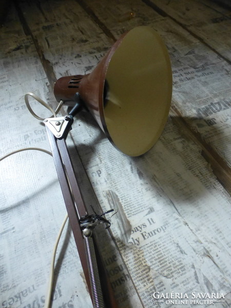 Old deer engineer lamp