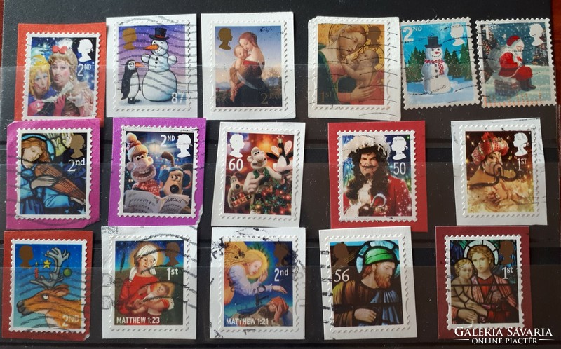 18 db különböző angol öntapadós karácsonyi bélyeg