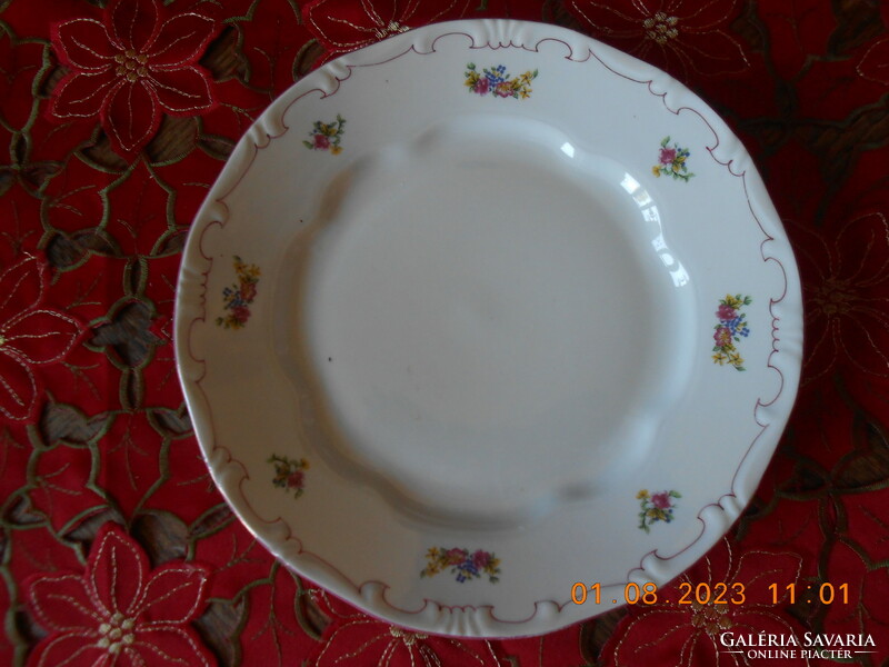 Zsolnay flower bouquet pattern flat plate