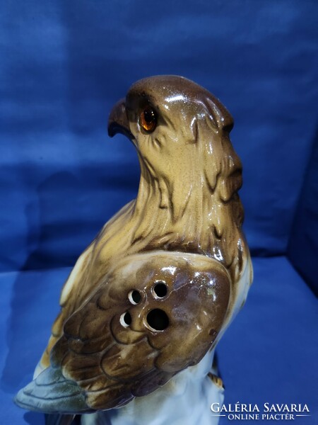 Porcelain figural eagle lamp