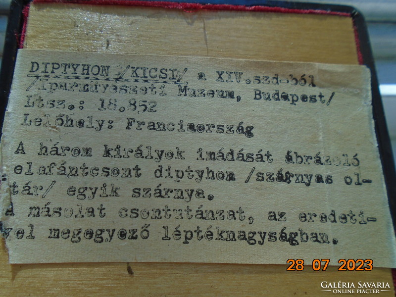 14.sz.GÓTIKUS ELEFÁNTCSONT DIPTICHON(házi oltár) múzeumi másolata kézi faragás