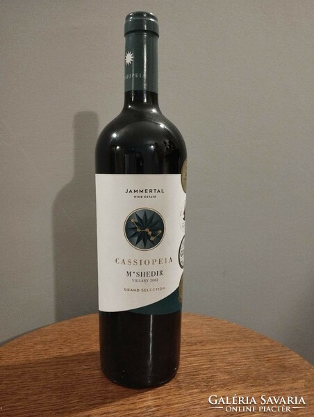 Premium large-bodied red wine
