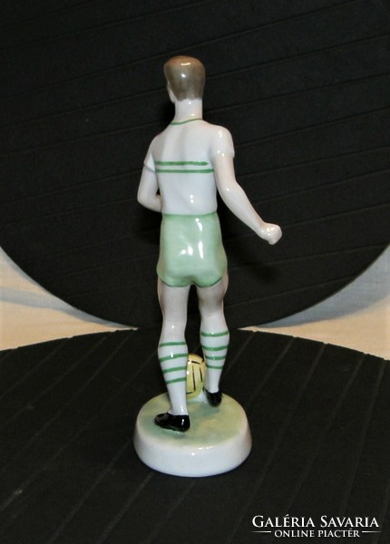Soccer player - i.O. Raven House porcelain - 21 cm