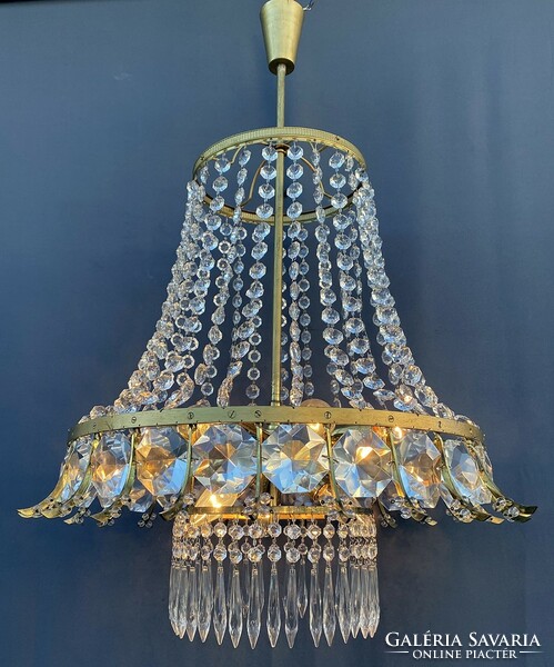 Diamond, lead crystal chandelier! 11 Glowing!
