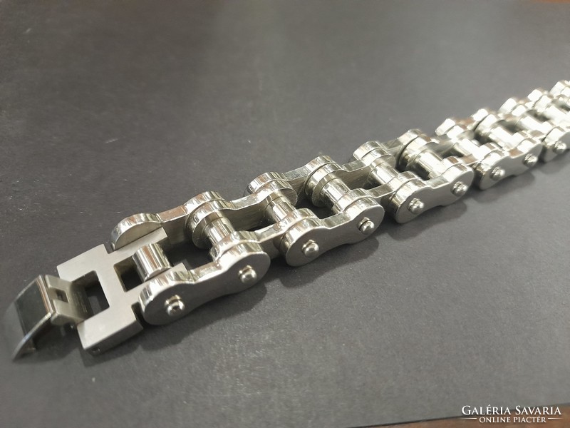 Large medical, stainless steel motorized drive chain bracelet. Bracelet.