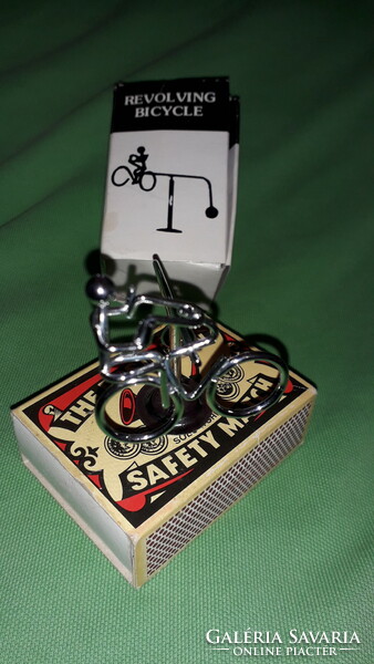 Érdekes FÉM magnetizált szabadon körbeforgó kerékpáros "PERPETUUM MOBILE" 10  cm képek szerint
