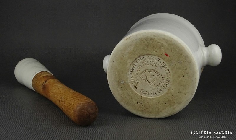 1N392 Antik jelzett nagyméretű Drasche porcelán mozsár törővel