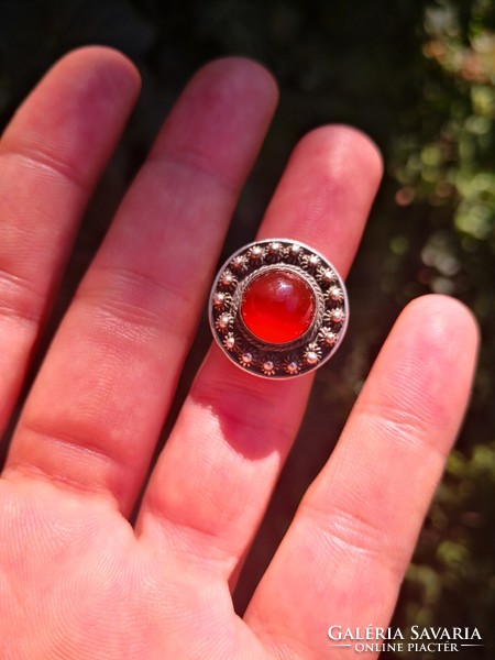 Beautiful silver ring with carnelian stones