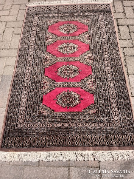 Hand-knotted Bokhara rug 156x98cm. Negotiable!!!!!!