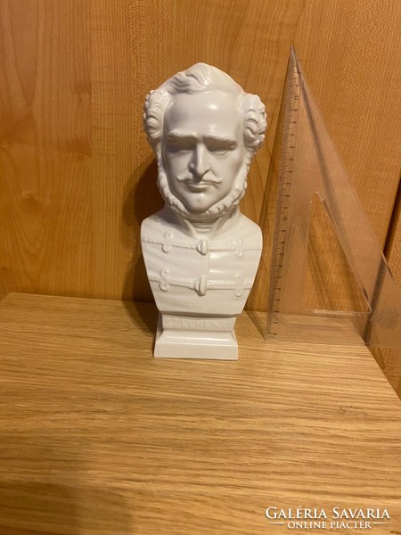 Széchenyi porcelain bust, Herend