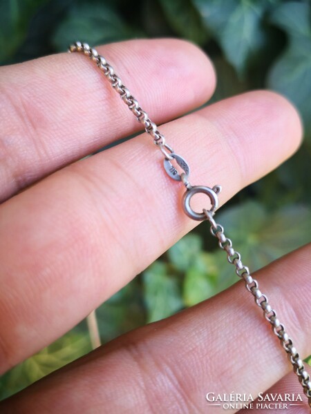 Beautiful, unique silver pendant and necklace