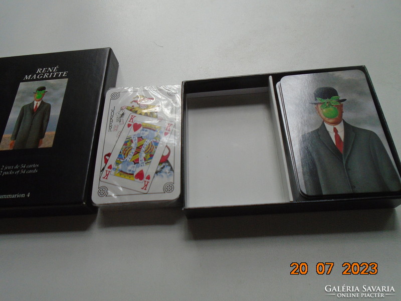 Set of 2 decks of cards with prints of 2 paintings by the surrealist painter René Magritte flammarion 1993