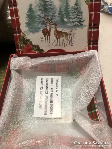 Karácsonyi Üvegtál - ajándék kínálótál vadász motívummal díszdobozban 13x13 cm