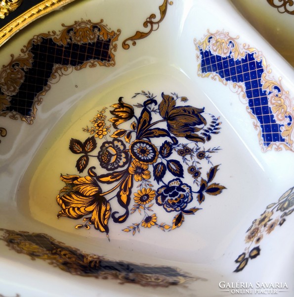 Dt/360. – A. Rotondo Italian, decorative, gilded, divided tray