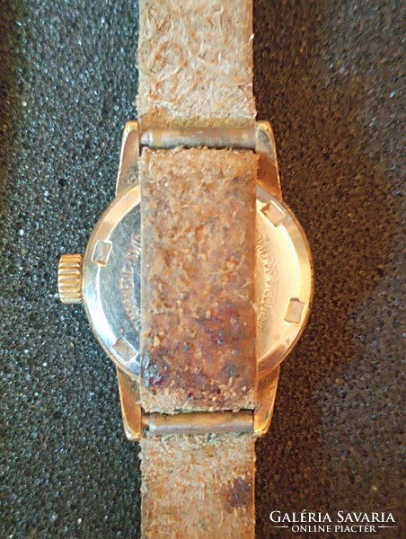 Mutrix wristwatch