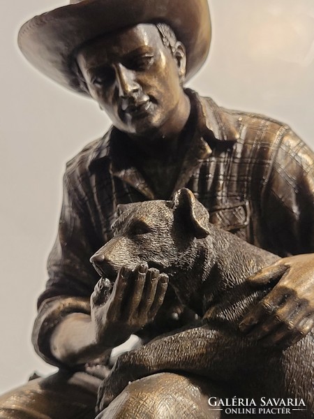 18x16x13cm Cowboy és a kutyája -- legjobb barát férfi kutyával kutya kutyás szobor bronz
