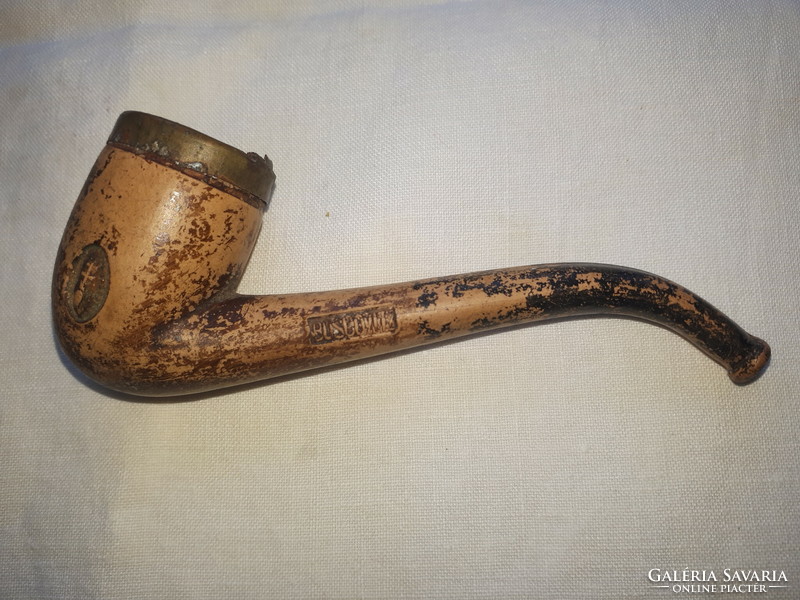 Antique boscovitz papal earthenware pipe, circa 1900