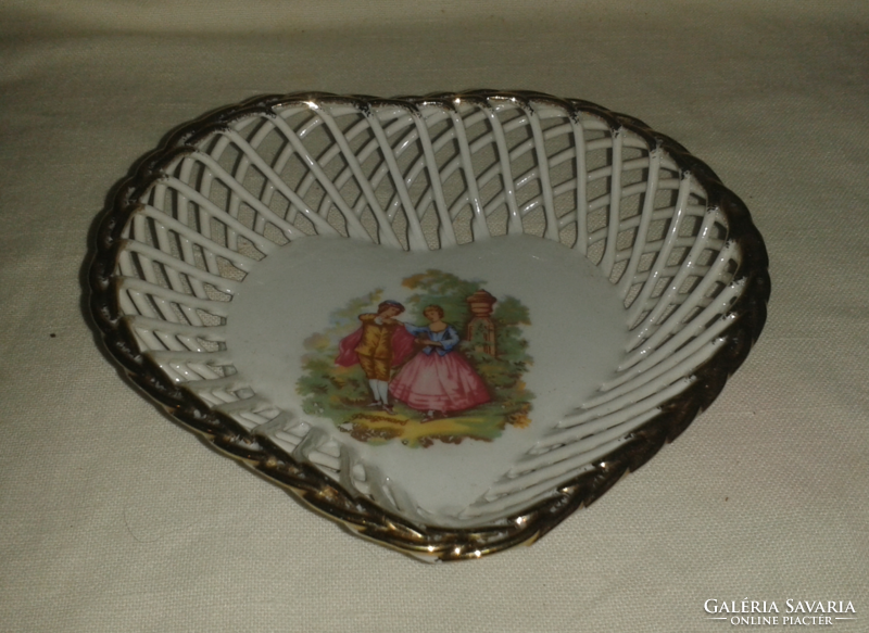 Iris cluj Romanian porcelain, wicker basket in the shape of a heart