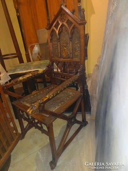 Carved Neo-Renaissance throne, 19th century