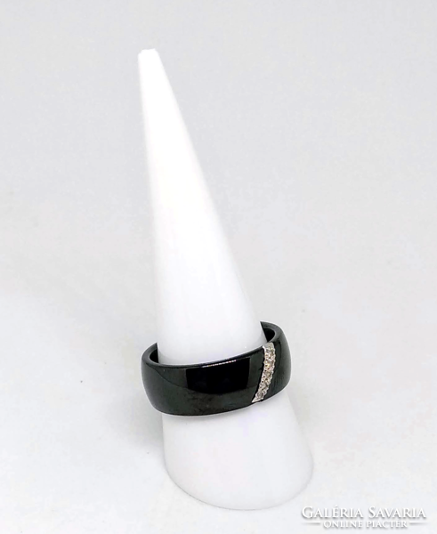 Latest ring trend! Black zircon ceramic ring with zircon crystals 276