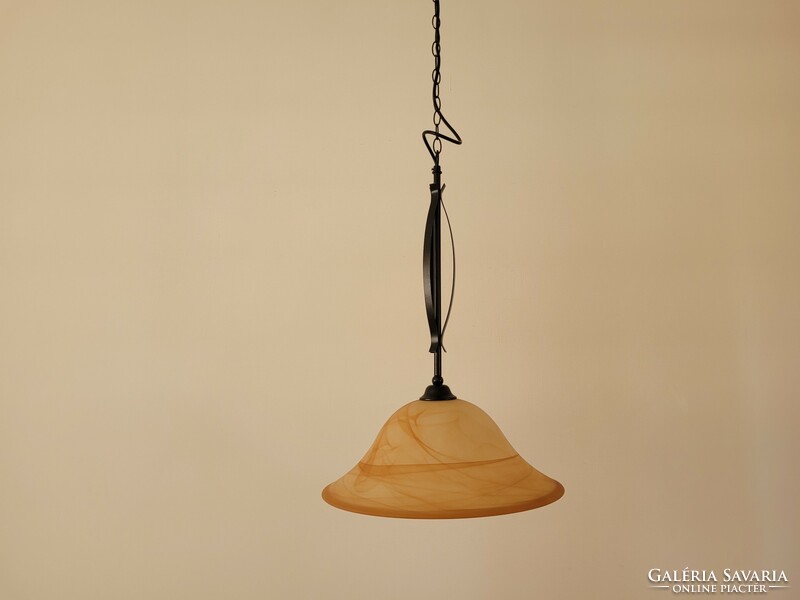 Large-sized ceiling lamp with glass molding