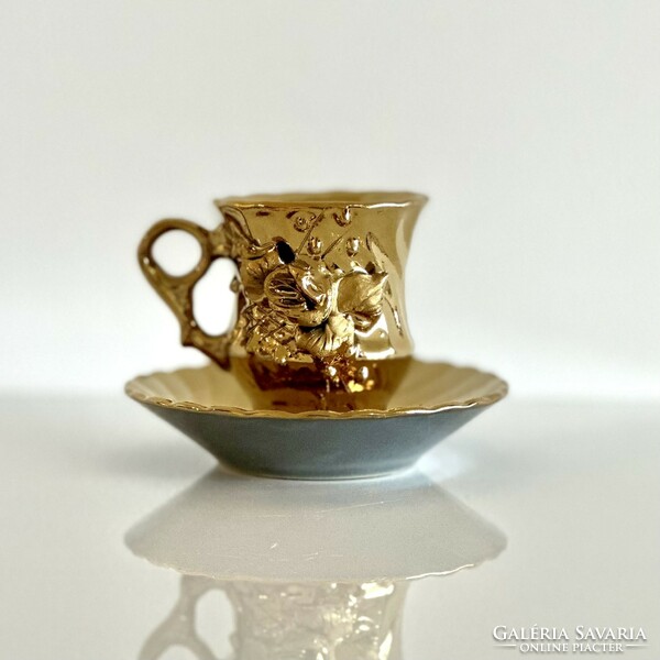 Aranyozott porcelán kévés + teás szett !