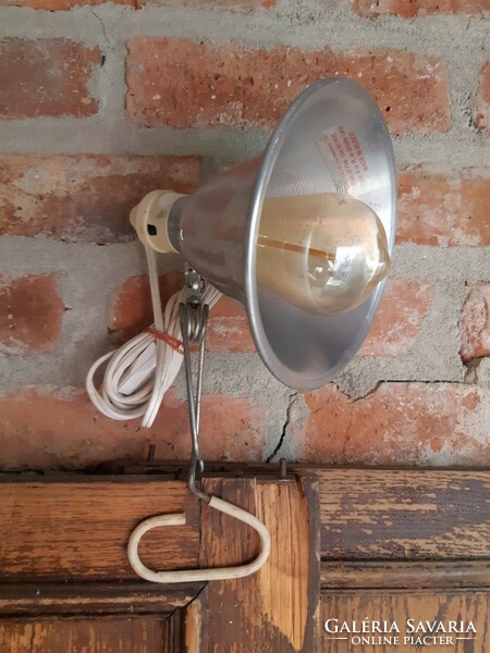 Clip-on industrial lamp, industrial lamp