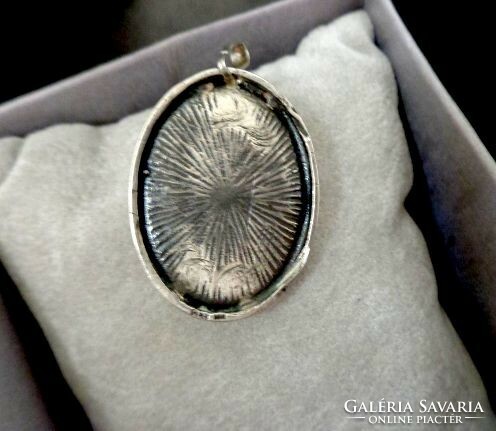 Antique silver gilded garnet stone pendant 835