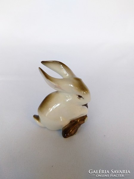 Zsolnay hand-painted rabbit with a branch (no.: 23/168.)