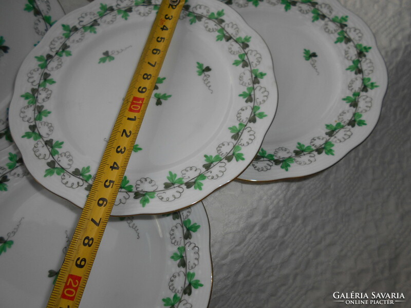 5 db Herendi tányér-petrezselyem mintával.   16,5 cm