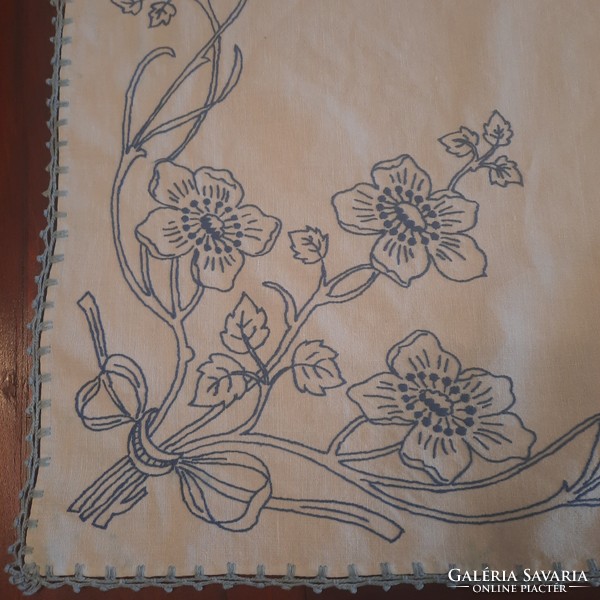 Antique embroidered linen tablecloth 92 x 130 cm