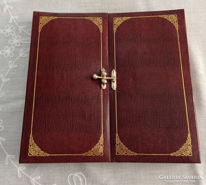 Old metal buckle photo album, photo album 27 x 29 cm