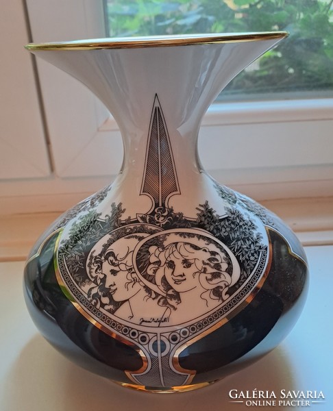 24cm jurcsák vase from Hólloháza